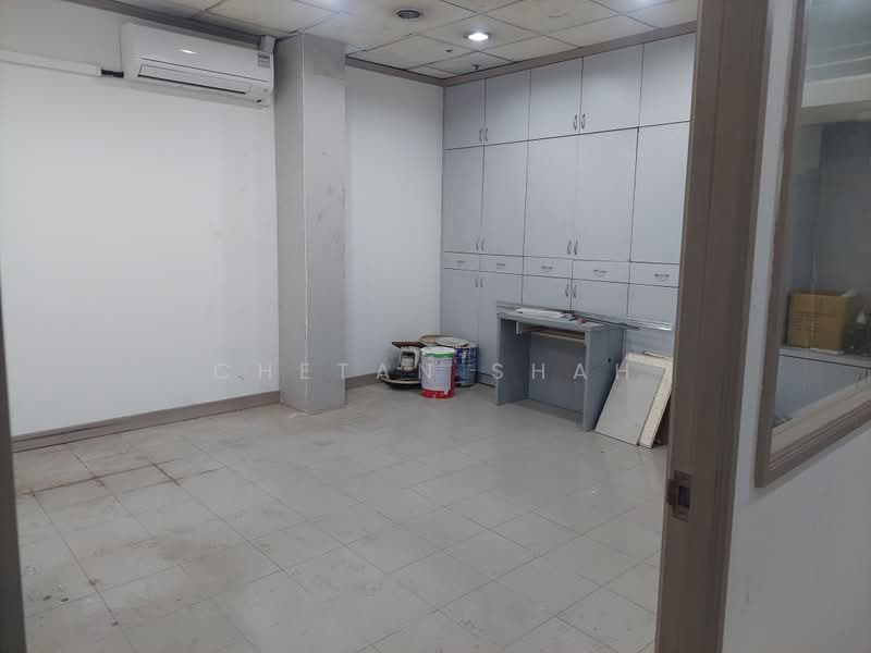 Mactech Building, 2 Kallang Pudding Road, 2,572 sqft, Light Industrial (B1) For Rent, by Chetan Shah, 500171846 - Interior - CommercialGuru.com.sg