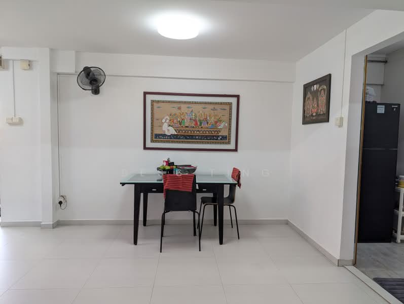 805 Yishun Ring Road, 805 Yishun Ring Road, 3 Bedrooms, 1,313 sqft, HDB Flat For Sale, by Bess Ting, 500171850 - Dining Room - PropertyGuru.com.sg