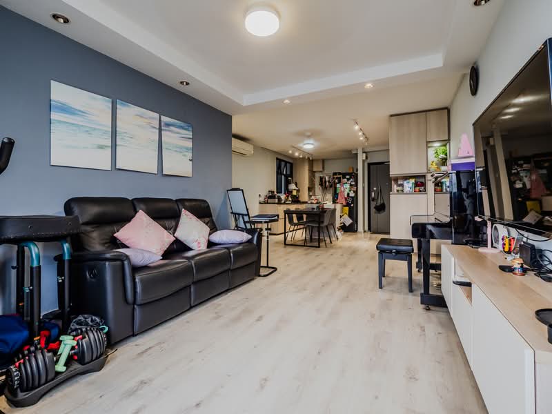 359B Admiralty Drive, 359B Admiralty Drive, 4 Bedrooms, 1,195 sqft, HDB Flat For Rent, by Daniel Wu, 500171864 - Living Room - PropertyGuru.com.sg