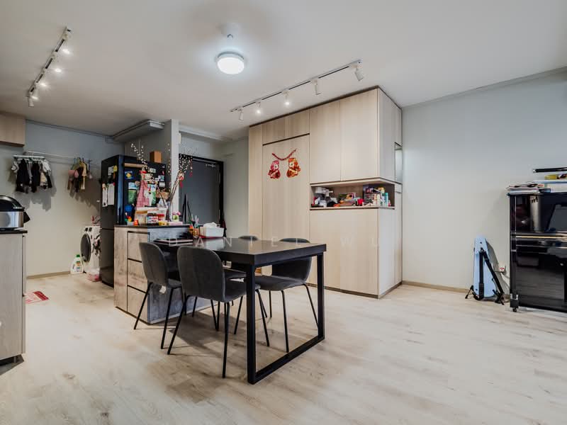359B Admiralty Drive, 359B Admiralty Drive, 4 Bedrooms, 1,195 sqft, HDB Flat For Rent, by Daniel Wu, 500171864 - Dining Room - PropertyGuru.com.sg