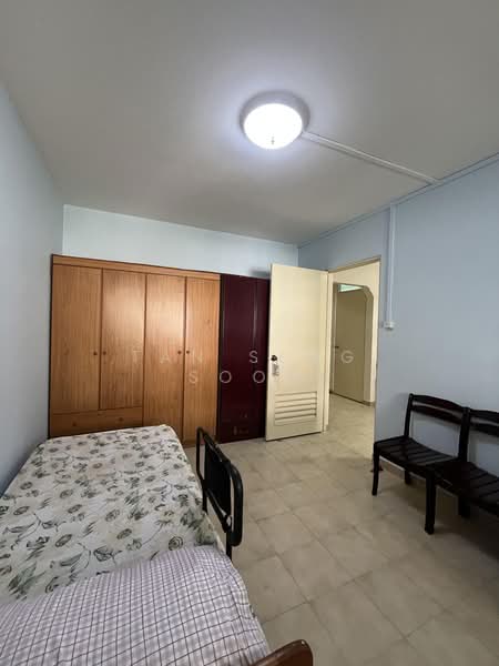 221 Pending Road, 221 Pending Road, 2 Bedrooms, 786 sqft, HDB Flat For Sale, by Tan Seng Soon, 500171868 - Common Room - PropertyGuru.com.sg