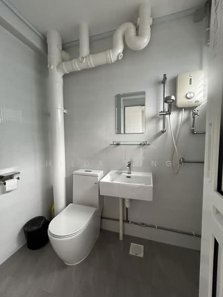 114 Pasir Ris Street 11, 114 Pasir Ris Street 11, 4 Bedrooms, 1,324 sqft, HDB Flat For Sale, by Hilda Tong, 500171871 - Bathroom - PropertyGuru.com.sg