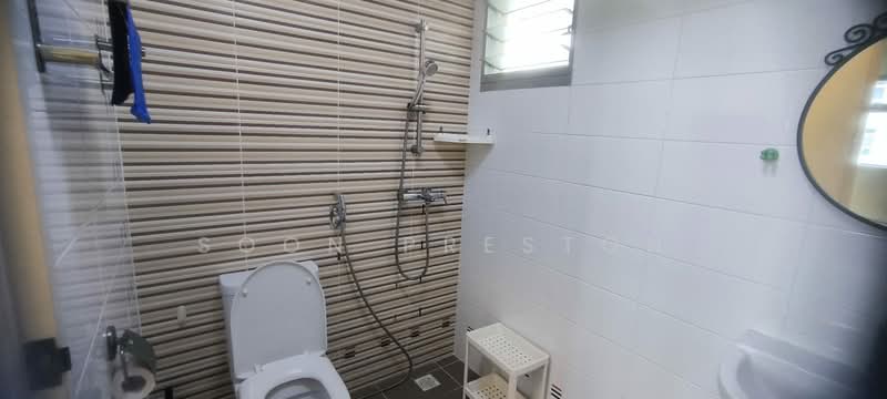 443C Bukit Batok West Avenue 8, 443C Bukit Batok West Avenue 8, 3 Bedrooms, 991 sqft, HDB Flat For Sale, by Soon Preston, 500171881 - Bathroom - PropertyGuru.com.sg