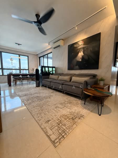 Vue 8 Residence, Pasir Ris Heights, 4 Bedrooms, 1,345 sqft, Condominium For Sale, by Amelia Ang, 500171884 - Living Room - PropertyGuru.com.sg