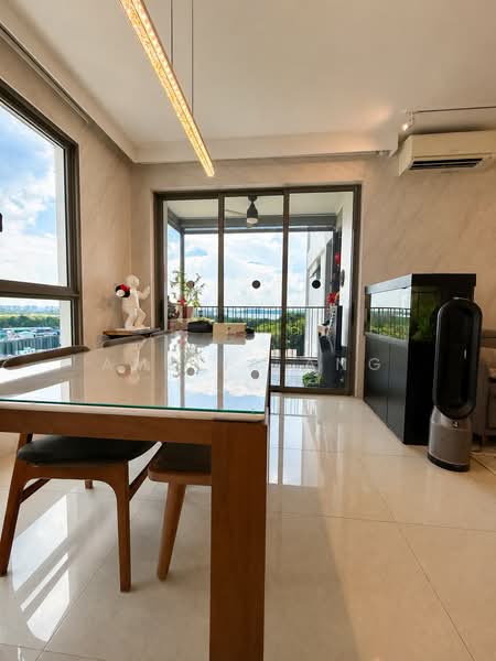 Vue 8 Residence, Pasir Ris Heights, 4 Bedrooms, 1,345 sqft, Condominium For Sale, by Amelia Ang, 500171884 - Dining Room - PropertyGuru.com.sg