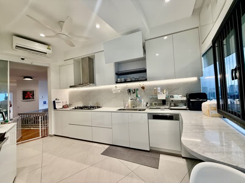 The Draycott, 50 Draycott Park, 4 Bedrooms, 2,637 sqft, Condominium For Sale, by Elaine Goh, 500171889 - Kitchen - PropertyGuru.com.sg
