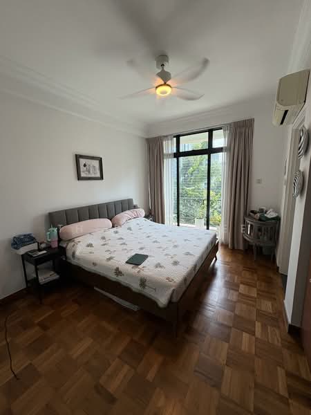 Spring Grove, 53 Grange Road, 3 Bedrooms, 1,389 sqft, Condominium For Rent, by Theresa Lee, 500171898 - Master Bedroom - PropertyGuru.com.sg
