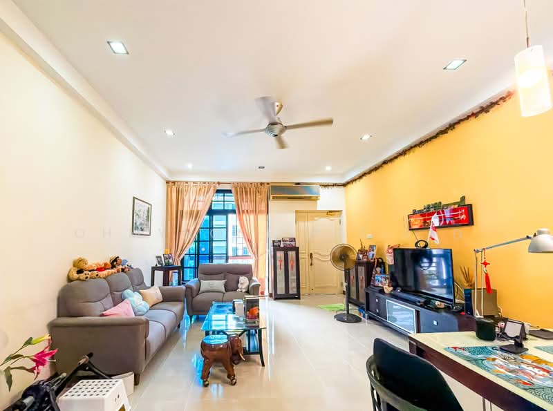 Rosalia Park, 42 Lorong Ong Lye, 2 Bedrooms, 1,152 sqft, Condominium For Sale, by DON SIDHU, 500171901 - Living Room - PropertyGuru.com.sg
