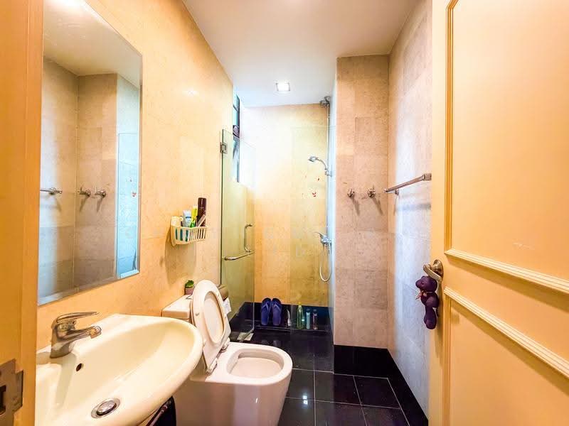 Rosalia Park, 42 Lorong Ong Lye, Hougang / Punggol / Sengkang, 2 Bedrooms, 1,152 sqft, Condominium For Sale, by DON SIDHU, 500171901 - Bathroom - PropertyGuru.com.sg