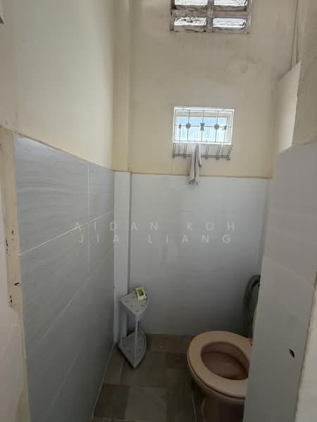 Joo Chiat Terrace, , 8 Bedrooms, 2,300 sqft, Terraced House For Sale, by Aidan Koh Jia Liang, 500171907 - Bathroom - PropertyGuru.com.sg