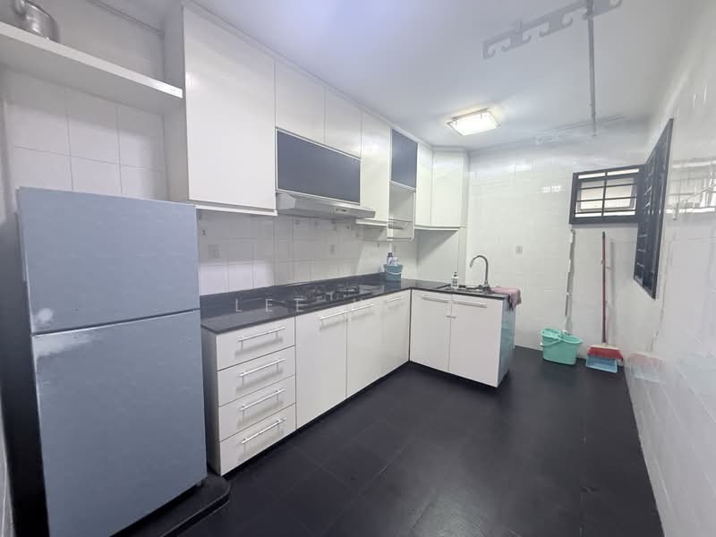 659A Jurong West Street 65, 659A Jurong West Street 65, 3 Bedrooms, 1,184 sqft, HDB Flat For Sale, by Lee Yeen, 500171908 - Kitchen - PropertyGuru.com.sg