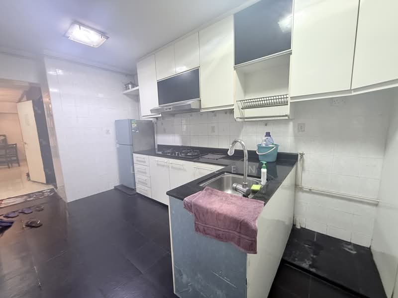 659A Jurong West Street 65, 659A Jurong West Street 65, 3 Bedrooms, 1,184 sqft, HDB Flat For Sale, by Lee Yeen, 500171908 - Kitchen - PropertyGuru.com.sg