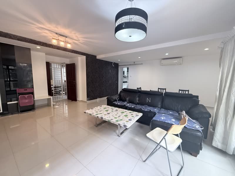 659A Jurong West Street 65, 659A Jurong West Street 65, 3 Bedrooms, 1,184 sqft, HDB Flat For Sale, by Lee Yeen, 500171908 - Living Room - PropertyGuru.com.sg