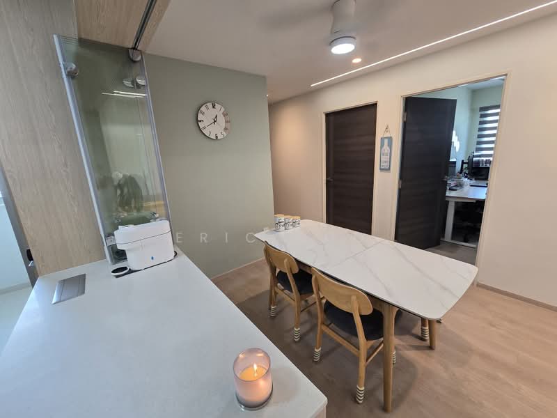 18A Circuit Road, Circuit Road, 3 Bedrooms, 1,001 sqft, HDB Flat For Sale, by Eric Woo, 500171912 - Dining Room - PropertyGuru.com.sg