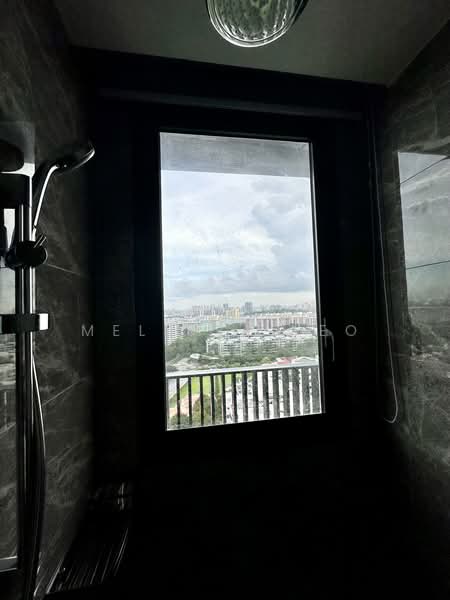 Lentor Modern, Lentor Central, 4 Bedrooms, 980 sqft, Condominium For Sale, by Melissa Yeo, 500171916 - Bathroom - PropertyGuru.com.sg