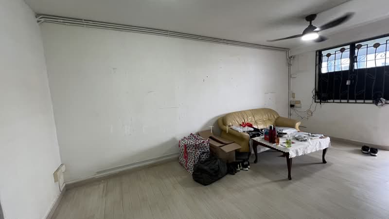 26 Toa Payoh East, 26 Toa Payoh East, 2 Bedrooms, 721 sqft, HDB Flat For Sale, by Irene Ting, 500171917 - Living Room - PropertyGuru.com.sg