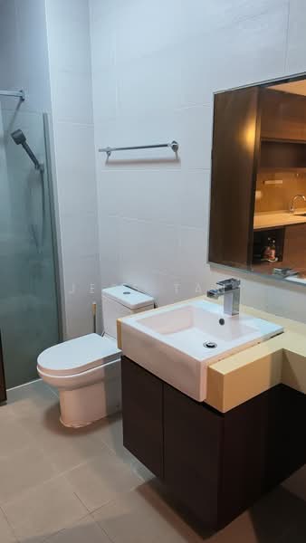 Kembangan Suites, 16 Jalan Masjid, 2 Bedrooms, 538 sqft, Condominium For Rent, by Jess Tan, 500171920 - Bathroom - PropertyGuru.com.sg