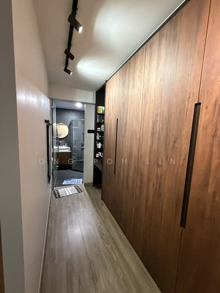216 Serangoon Avenue 4, 216 Serangoon Avenue 4, 3 Bedrooms, 1,302 sqft, HDB Flat For Sale, by Ong Poh Lin, 500171921 - Corridor - PropertyGuru.com.sg