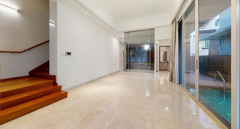 CORNER Semi Detached Nicely Renovated Prime Orchard Road Price Neg !, CORNER Semi Detached Nicely Renovated Prime Orchard Road, 5 Bedrooms, 4,180 sqft, Semi-Detached House For Rent, by Ray Lim, 500171934 - Dining Room - PropertyGuru.com.sg