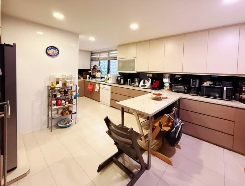 The Balmoral, 16 Balmoral Park, 4 Bedrooms, 2,885 sqft, Condominium For Rent, by Nidhi Belani Mohan, 500171939 - Kitchen - PropertyGuru.com.sg