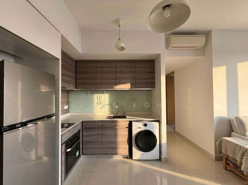 Coco Palms, 17 Pasir Ris Grove, 2 Bedrooms, 753 sqft, Condominium For Sale, by Joel Koh, 500171940 - Kitchen - PropertyGuru.com.sg