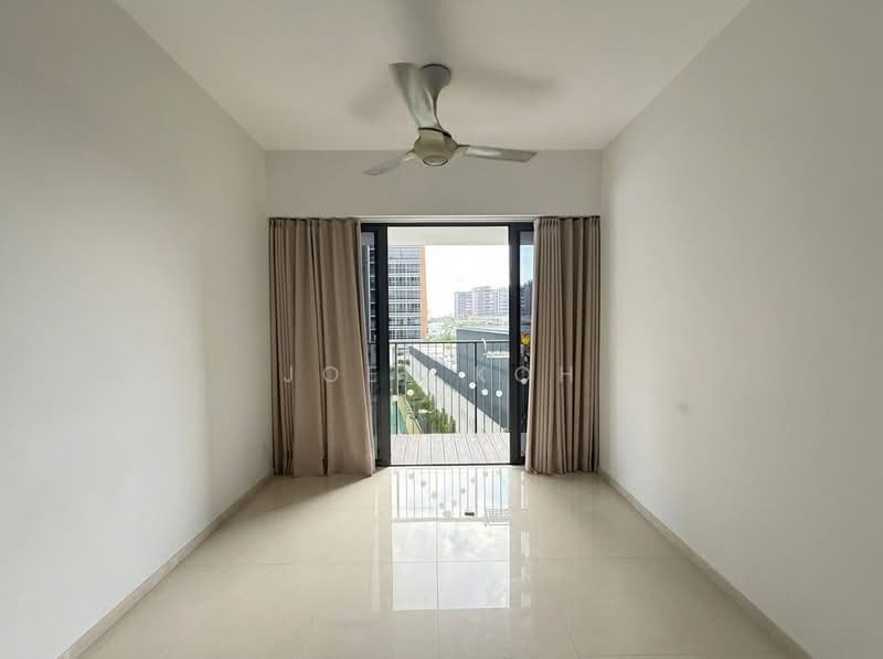 Coco Palms, 17 Pasir Ris Grove, 2 Bedrooms, 753 sqft, Condominium For Sale, by Joel Koh, 500171940 - Balcony - PropertyGuru.com.sg