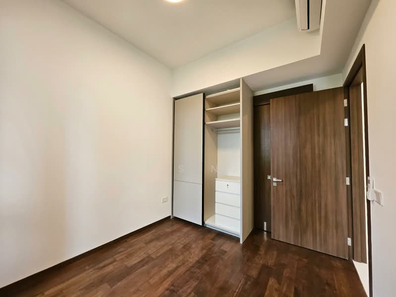 Parksuites, 18 Holland Grove Road, 1 Bedroom, 646 sqft, Condominium For Rent, by Ris Ng, 500171953 - Bedroom - PropertyGuru.com.sg