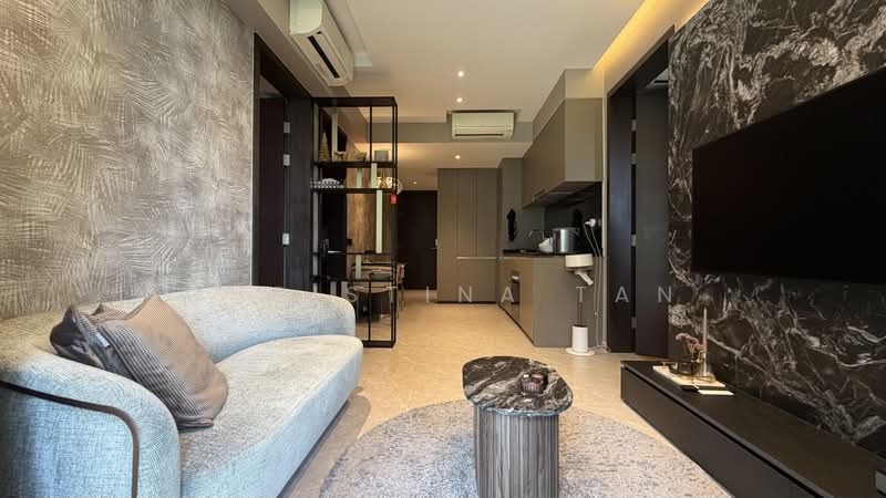 Park Colonial, 10 Woodleigh Lane, 2 Bedrooms, 667 sqft, Condominium For Sale, by Christina Tan, 500171955 - Living Room - PropertyGuru.com.sg