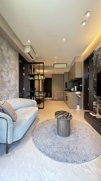Park Colonial, 10 Woodleigh Lane, 2 Bedrooms, 667 sqft, Condominium For Sale, by Christina Tan, 500171955 - Living Room - PropertyGuru.com.sg