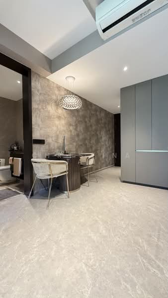 Park Colonial, 10 Woodleigh Lane, 2 Bedrooms, 667 sqft, Condominium For Sale, by Christina Tan, 500171955 - PropertyGuru.com.sg