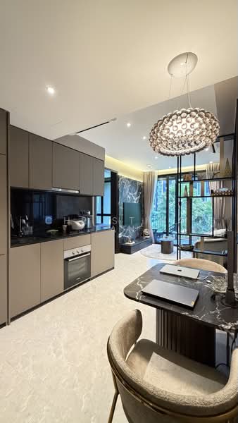 Park Colonial, 10 Woodleigh Lane, 2 Bedrooms, 667 sqft, Condominium For Sale, by Christina Tan, 500171955 - Kitchen - PropertyGuru.com.sg