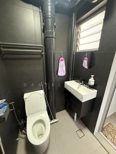 123 Mcnair Road, 123 Mcnair Road, Room Rental, 12 sqft, HDB Flat For Rent, by Daniel Ong, 500171957 - Bathroom - PropertyGuru.com.sg