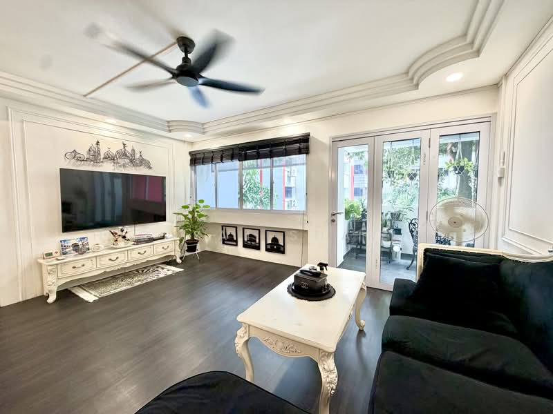 279 Toh Guan Road, 279 Toh Guan Road, 3 Bedrooms, 1,302 sqft, HDB Flat For Sale, by Hidayat Shariff, 500171960 - Living Room - PropertyGuru.com.sg