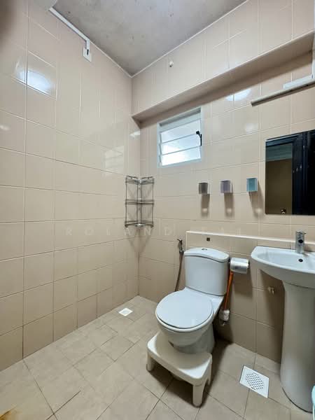 886B Woodlands Drive 50, 886B Woodlands Drive 50, 3 Bedrooms, 990 sqft, HDB Flat For Sale, by Roland Tai, 500171975 - Bathroom - PropertyGuru.com.sg