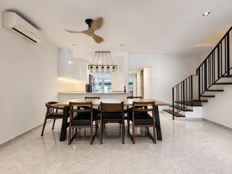 Mins walk to MRT and St. Nicholas Girls' School, Mandai / Upper Thomson, 5 Bedrooms, 2,500 sqft, Terraced House For Sale, by Foo Jen Huey, 500171978 - Dining Room - PropertyGuru.com.sg