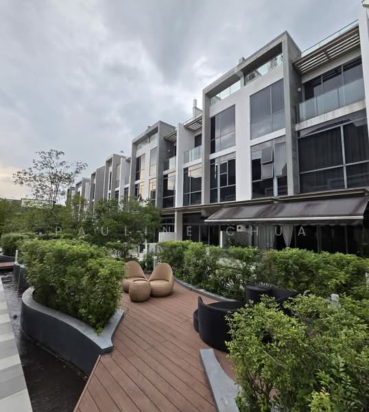 Belgravia Villas, 200 Ang Mo Kio Avenue 5, 5 Bedrooms, 3,961 sqft, Cluster House For Sale, by Pauline Chua, 500171981 - Relaxation Cove - PropertyGuru.com.sg