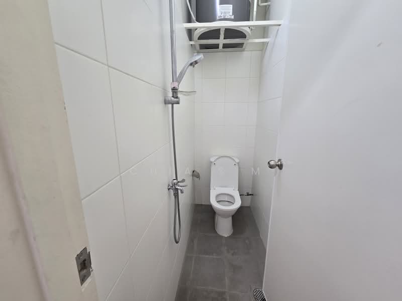 Riverwalk Apartments, 20 Upper Circular Road, 3 Bedrooms, 1,615 sqft, Apartment For Rent, by Chia S M, 500171987 - Bathroom - PropertyGuru.com.sg