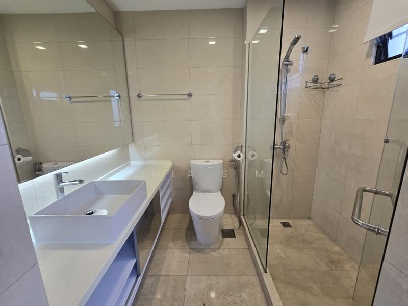 Riverwalk Apartments, 20 Upper Circular Road, 3 Bedrooms, 1,615 sqft, Apartment For Rent, by Chia S M, 500171987 - Bathroom - PropertyGuru.com.sg