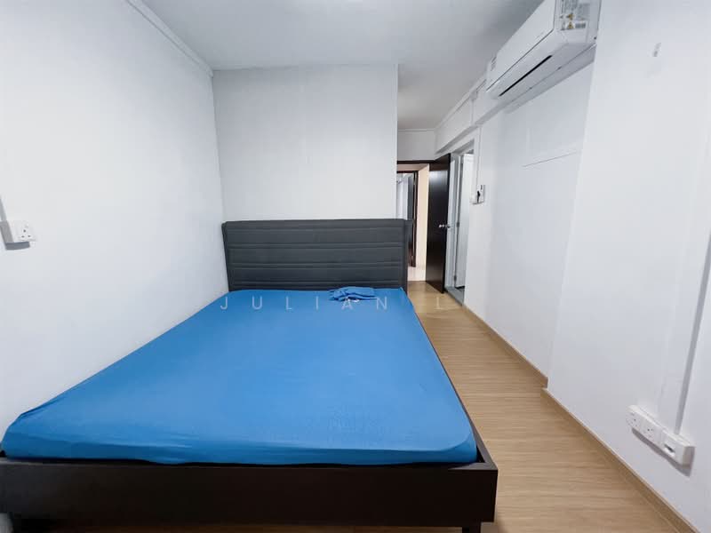 353 Kang Ching Road, 353 Kang Ching Road, 4 Bedrooms, 1,292 sqft, HDB Flat For Sale, by Julian Li, 500171988 - Bedroom - PropertyGuru.com.sg
