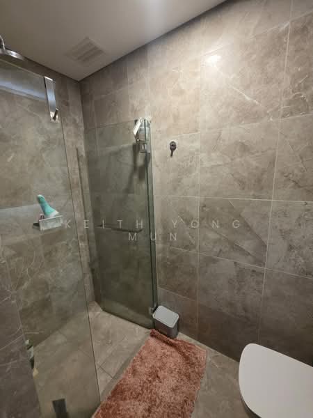 Artra, 12 Alexandra View, Room Rental, 350 sqft, Condominium For Rent, by Keith Yong Mun, 500171994 - Bathroom - PropertyGuru.com.sg