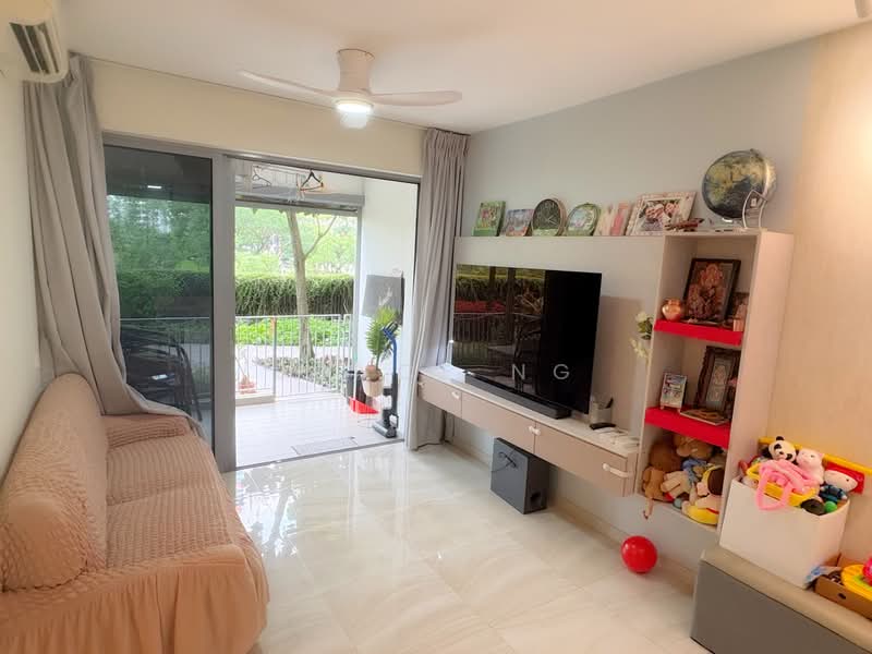sengkang mrt, , 3 Bedrooms, 872 sqft, Condominium For Sale, by Joyce Ng, 500172008 - Living Room - PropertyGuru.com.sg