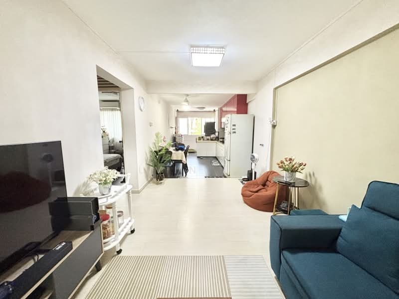 731 Yishun Street 72, 731 Yishun Street 72, 2 Bedrooms, 721 sqft, HDB Flat For Sale, by Alvin Toh, 500172009 - Living Room - PropertyGuru.com.sg
