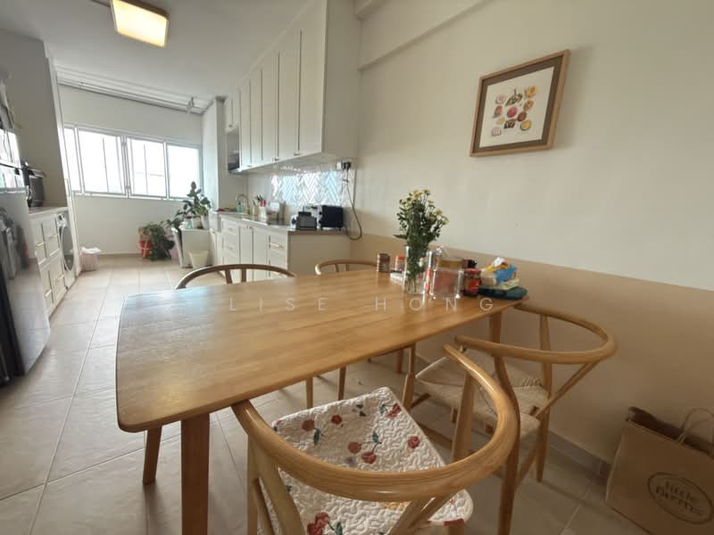 347 Clementi Avenue 5, 347 Clementi Avenue 5, 3 Bedrooms, 990 sqft, HDB Flat For Sale, by Elise Hong, 500172011 - Kitchen - PropertyGuru.com.sg