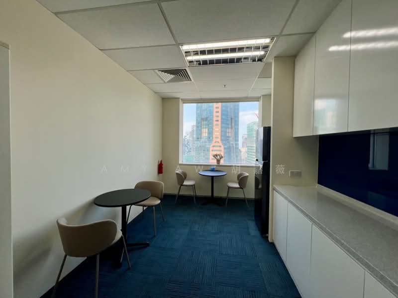 RAFFLES PLACE | High Floor | Fitted Office | Sheltered to MRT Station |, Raffles Place MRT, 1,528 sqft, Office For Rent, by Amy Aw 胡嘉薇, 500172012 - CommercialGuru.com.sg