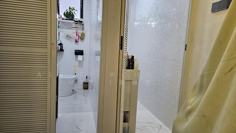 EMINENCE LANDED~ 2 Storeys Terrace @ Daisy Rd/Daisy Ave, Daisy Avenue, Macpherson / Potong Pasir, 3 Bedrooms, 2,500 sqft, Terraced House For Sale, by Ashley Wong Hui Min (黄鏸慜), 500172016 - Bathroom - PropertyGuru.com.sg