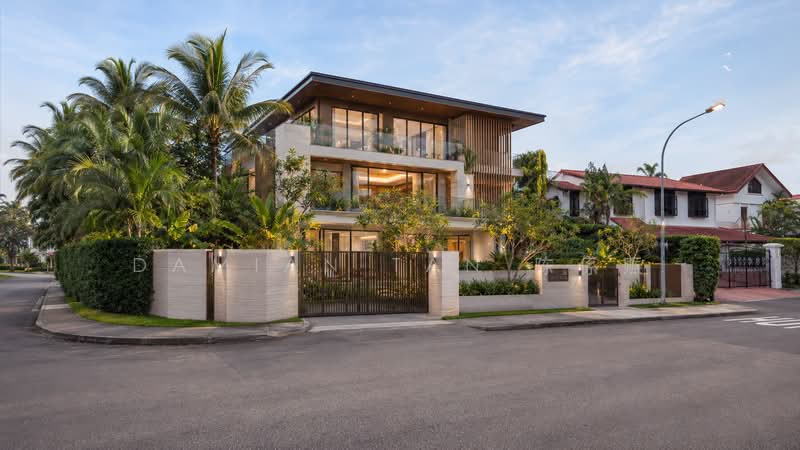 ⭐️ATTRACTIVE PSF @ $2,XXX | 30M WIDE FRONTAGE DETACHED @ GCBA CALDECOTT HILL ESTATE FOR REBUILDING⭐️, Olive Road Caldecott Andrew Lornie Joan Westlake Windsor Park Ontario Florida Marigold Gardenia Gladiola Orchid Carnation Bright Hill Pemimpin Berjaya Binchang Insaf Clover Mount Rosie Kheam Hock Trevose Harlyn Berrima Dalkeith Camborne Narooma Ross, Newton / Novena, 4 Bedrooms, 3,500 sqft, Detached House For Sale, by Damian Tan 陈係赈, 500172017 - Exterior - PropertyGuru.com.sg