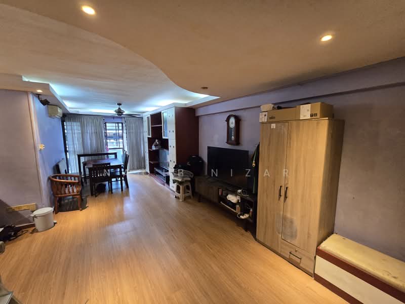 602 Jurong West Street 62, 602 Jurong West Street 62, 3 Bedrooms, 1,238 sqft, HDB Flat For Sale, by Naqib Nizar, 500172018 - Living Room - PropertyGuru.com.sg