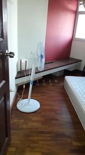 395 Bukit Batok West Avenue 5, 395 Bukit Batok West Avenue 5, Room Rental, 100 sqft, HDB Flat For Rent, by Steven Choo, 500172022 - Interior - PropertyGuru.com.sg