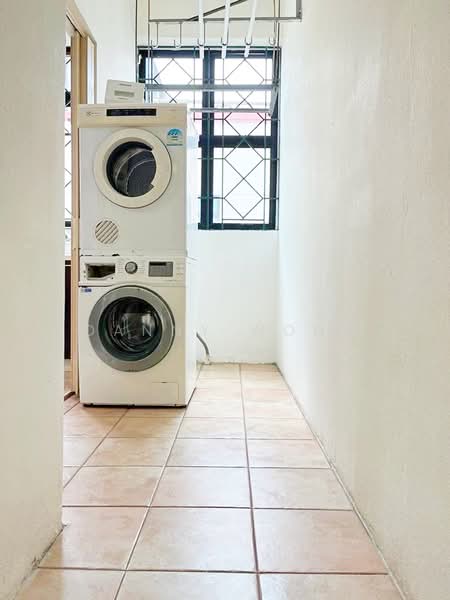 Springvale, 907 East Coast Road, 2 Bedrooms, 969 sqft, Apartment For Sale, by Danny Wong, 500172023 - Interior - PropertyGuru.com.sg
