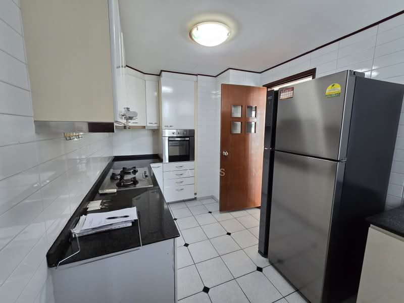 Springdale Condo, 45 Hindhede Walk, 3 Bedrooms, 1,130 sqft, Condominium For Rent, by Chia S M, 500172025 - PropertyGuru.com.sg